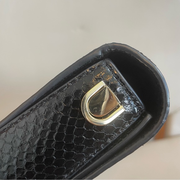 Authentic Michael Kors Jade Snakeskin Clutch Black Genuine Snakeskin - Picture 13 of 13